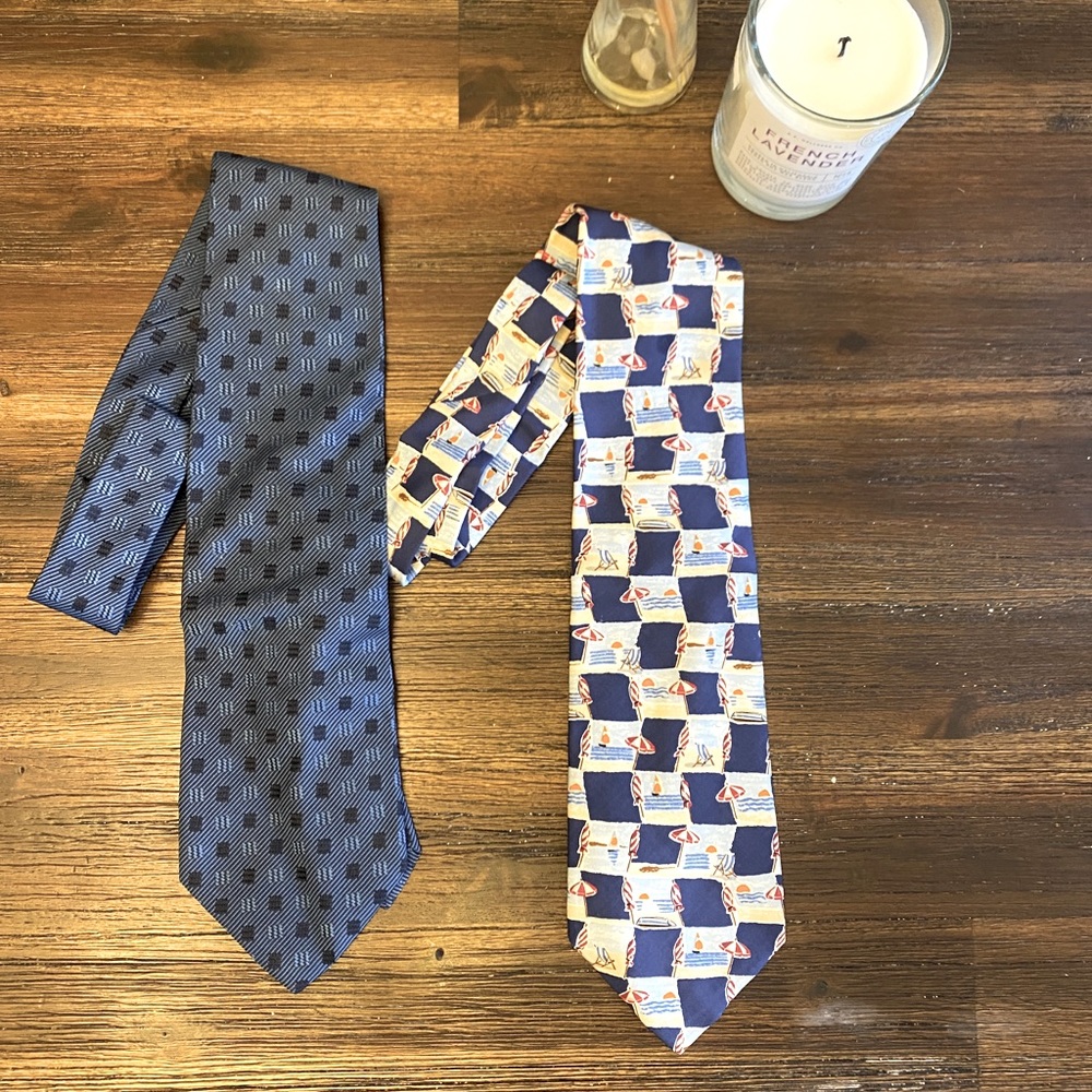 Banana republic 100% silk ties, 2 !!! NWOT !